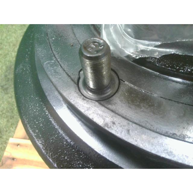 日野大型車 BKG-FR1EXYG 右FRハブドラムASSY E13CT   42411-2700 中古 個人宅発送不可の画像