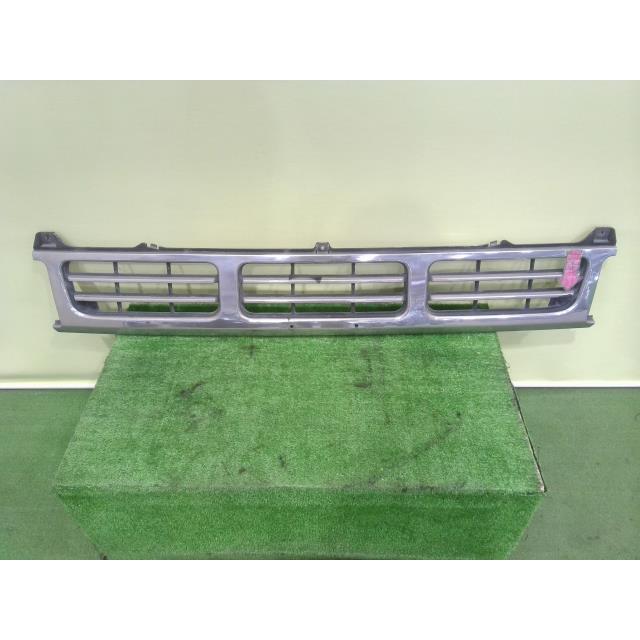 日野大型車 U-FS2FKB ラジエータグリル F17E 76301-2610 中古 : シマ