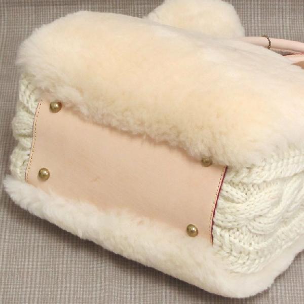 美品　muku ムートンバッグ　モンテローザ　アイボリー　手提げ　トート ムートンバッグ モンテローザ ムク ナチュラル ムートン＆ニット