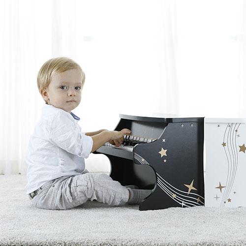 送料無料 CL40537 Classic world ファンタジーピアノ 木製 18ヶ月