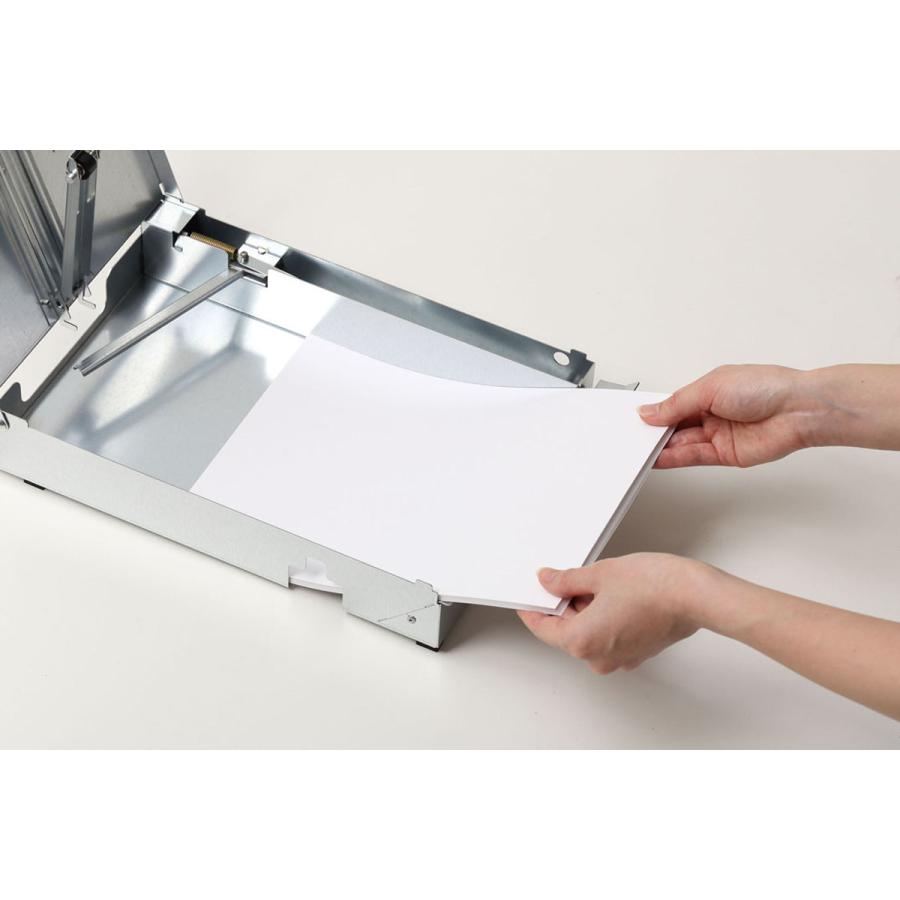 ワンプッシュでA４用紙が１枚出てくる　Sheetoru　シートル |  | 01