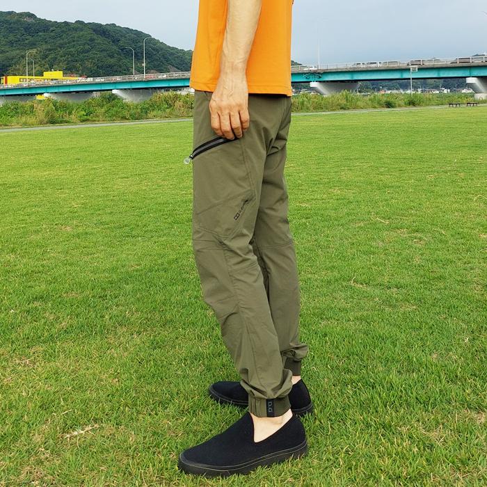 4ウェイストレッチ ジョガーカーゴパンツ 接触冷感 軽量 ウエストゴム