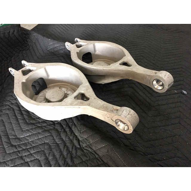 Z33 フェアレディZ リアロアアーム ストレートタイプ スーパーナウ