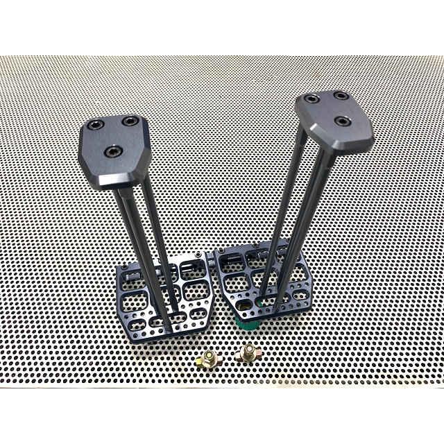 零 L-trackレール用 ブーツホルダー ガンメタ スーパーナウ : ノエル