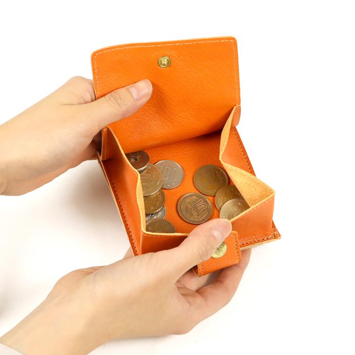 IL BISONTE（イルビゾンテ） 財布 二つ折り財布 ベルトフラップ二