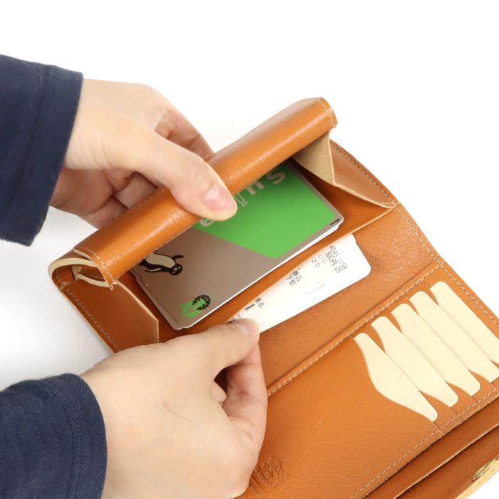 IL BISONTE（イルビゾンテ） 財布 レターフラップミディアム財布(M