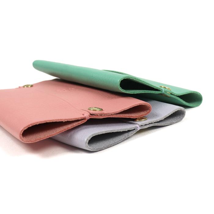 IL BISONTE（イルビゾンテ） ポーチ 限定カラーポケットティッシュ