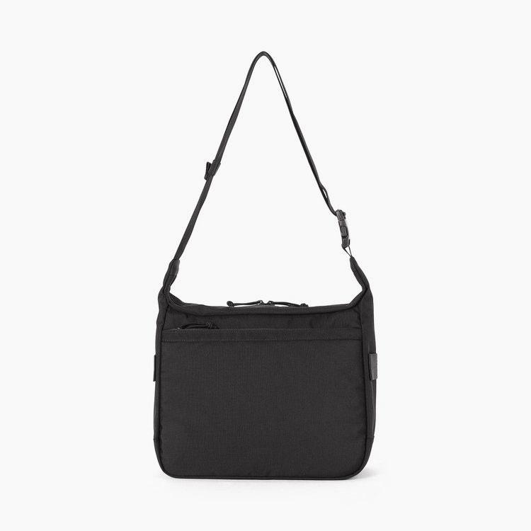 BRIEFING MULTICAM BLACK ショルダーバッグ The Slingshot - Sling Bag 'X50 Multicam Black' | LBBJKT