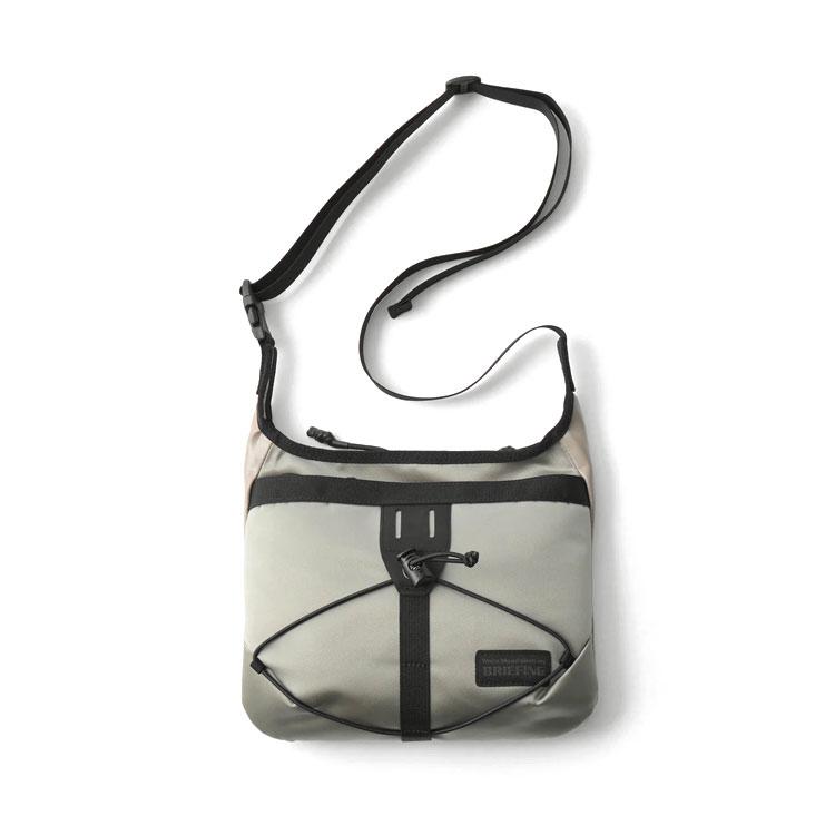WHITE MOUNTAINEERING（ホワイトマウンテニアリング） WM × BRIEFING