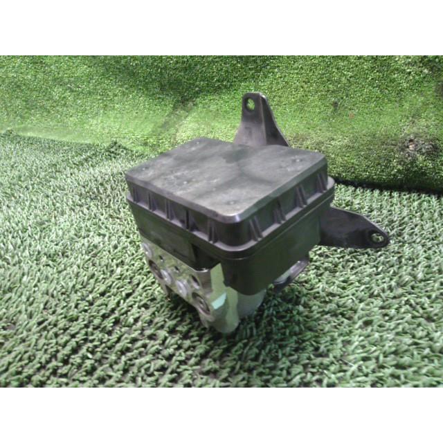 ジムニー ABA-JB23W ABSアクチュエーター 133800-0420/56100-57M0 