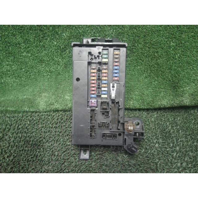 タント DBA-LA600S ヒューズボックス 116RAI-000372 82600-B2580