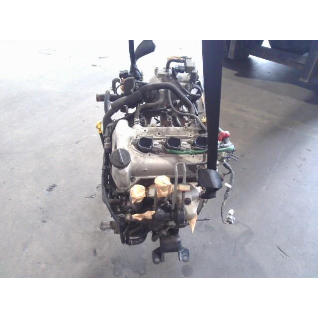 ジムニー TA-JB23W エンジンASSY K6AT 11100-78G20/11200-78G50/11510 