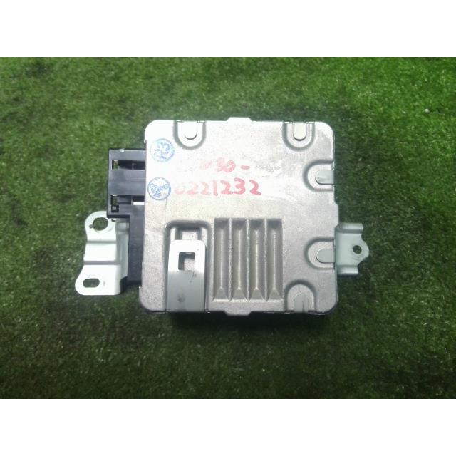 プリウス DAA-ZVW30 パワーステアリングコンピューター(k) プリウス DAA-ZVW30 PSコンピューター パワステコンピューター JL501