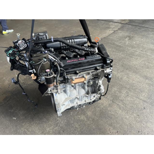 ヴェゼル ハイブリッドZ DAA-RU3 エンジンASSY LEB-H1 12100-5R1-000