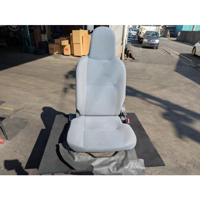 ピクシス EBD-S321M ドライバーシート 運転席 71410-B5120-B0/71430
