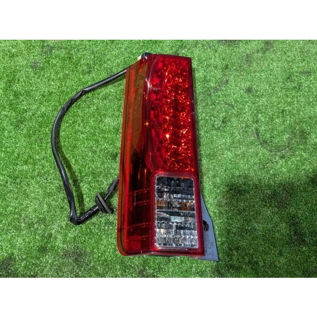 ATS-755 赤 Vサイン ストップランプ 希少] ATS-755 赤 Vサイン 12V ストップランプ テールランプ 希少] ATS