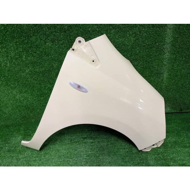 最終値下げダイハツ　ミライース　左新品フェンダー ミラ（ダイハツ） ミライース DBA-LA300S 右Fフェンダー T19 53811