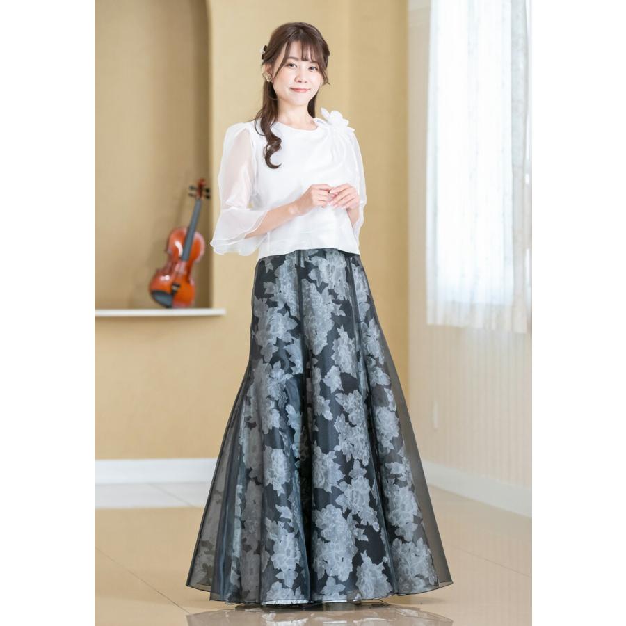 ロングスカート 演奏会 コーラス 合唱 ステージ 衣装 黒 ブルー  