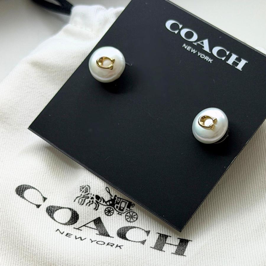COACH（コーチ） ピアス レディース パール Cロゴ ゴールド スタッド