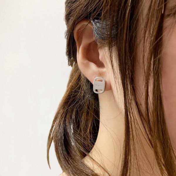 FERRAGAMO（フェラガモ） ピアス レディース 大人 通勤 ギフト 両耳 