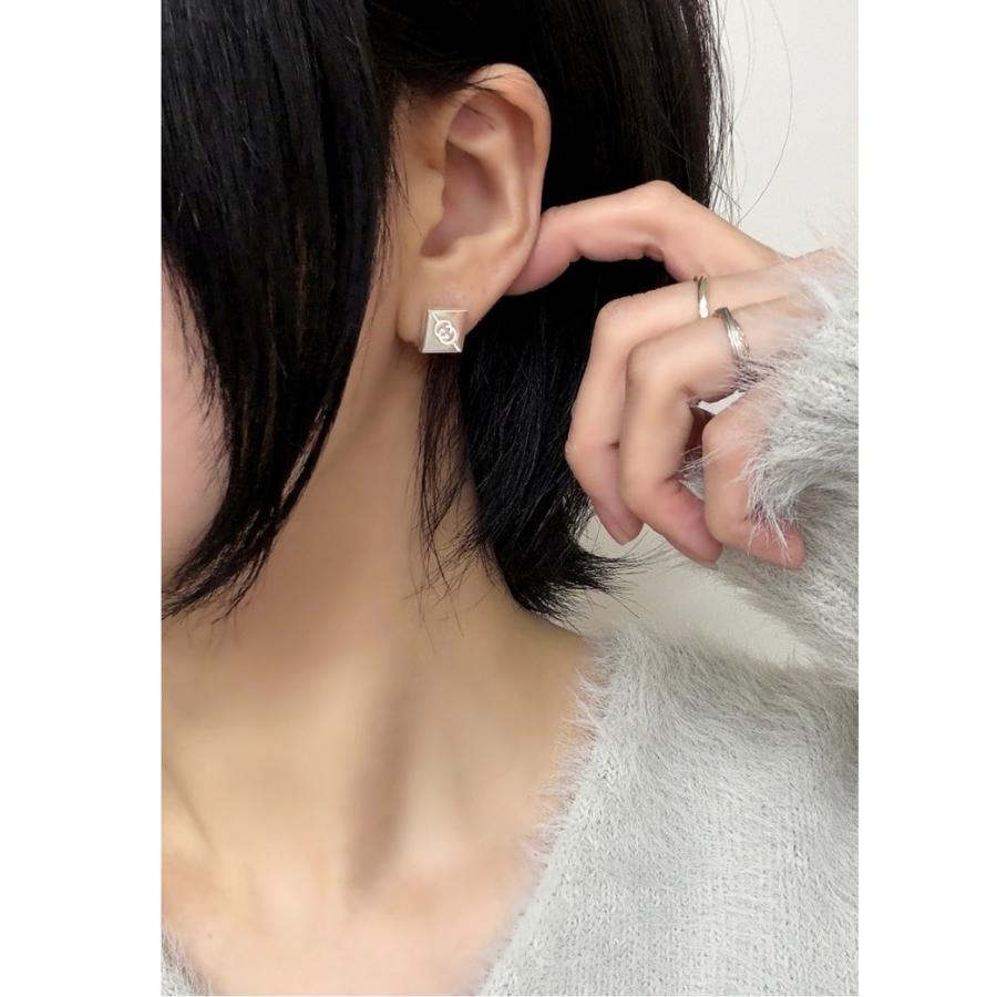 GUCCI（グッチ） ピアス ダイアゴナル インターロッキングG レディース