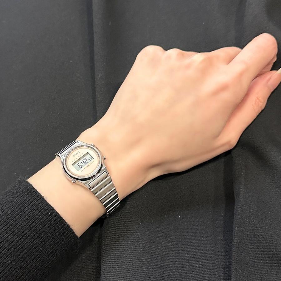 CASIO FUTURIST レディース 腕時計 楽天市場】CASIOスタイリッシュデジタル時計 カシオ 腕時計 時計