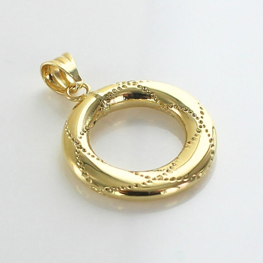 正規品 ウノアエレ ショッパー付き ネックレス チャーム 18K 18金 トップのみ 女性 誕生日 婚約 結婚記念日 爆買 成人 卒業 入学の画像