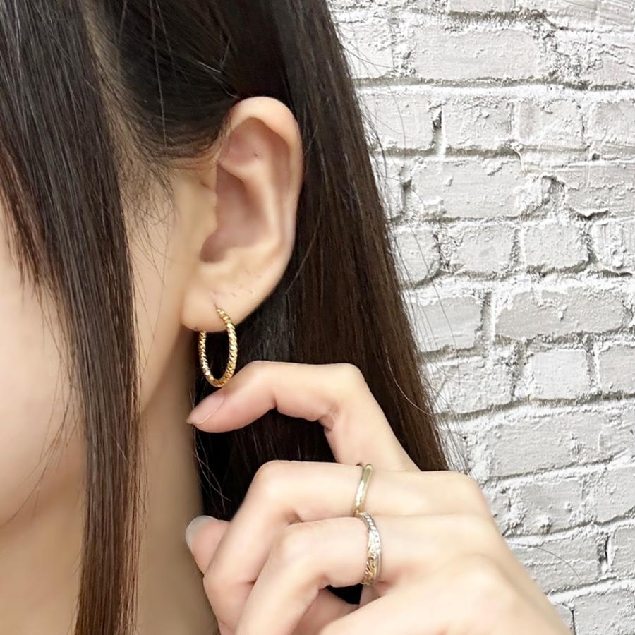 ラッピング済 ギフトセット 女性 18金 ピアス ウノアエレ K18 フープピアス レディース 18K 誕生日 爆買 成人 卒業 入学の画像