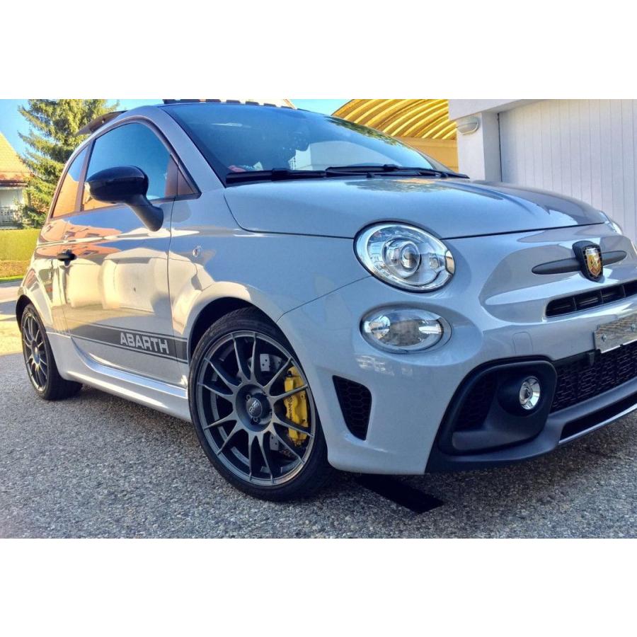 OZ Racing ULTRALEGGERA アルミホイール 4本セット 17インチ OZ Racing ULTRALEGGERA アルミホイール 4本セット 17インチ