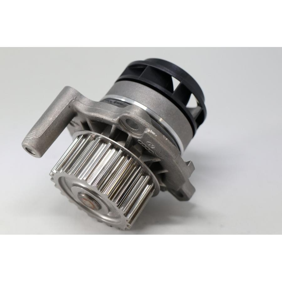 Audi（アウディ） 06A121012G ウォーターポンプ Audi純正部品・新品 VW