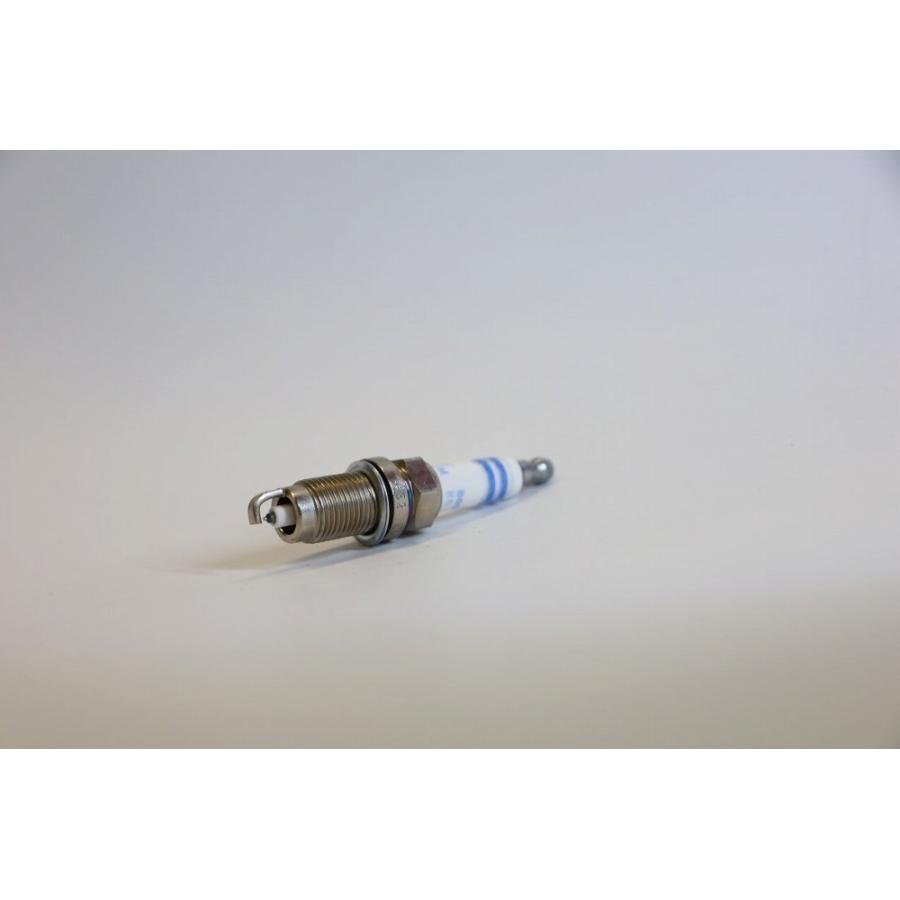BOSCH（ボッシュ） スパークプラグ ZQR8SI302 4本セット ダブル