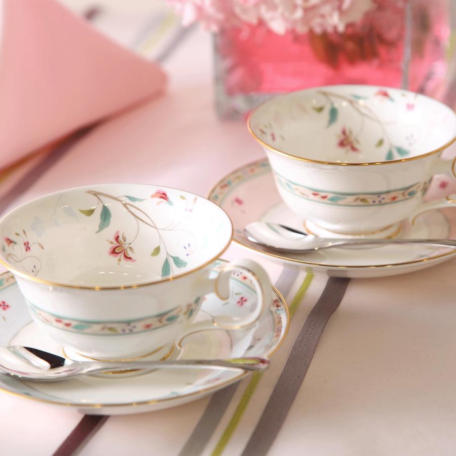 ノリタケ 花更紗 カップ＆ソーサーペア(色変り) ( ギフトボックス入り ティーカップ コーヒーカップ 青 ピンク ティーカップ おしゃれ ブランドの画像