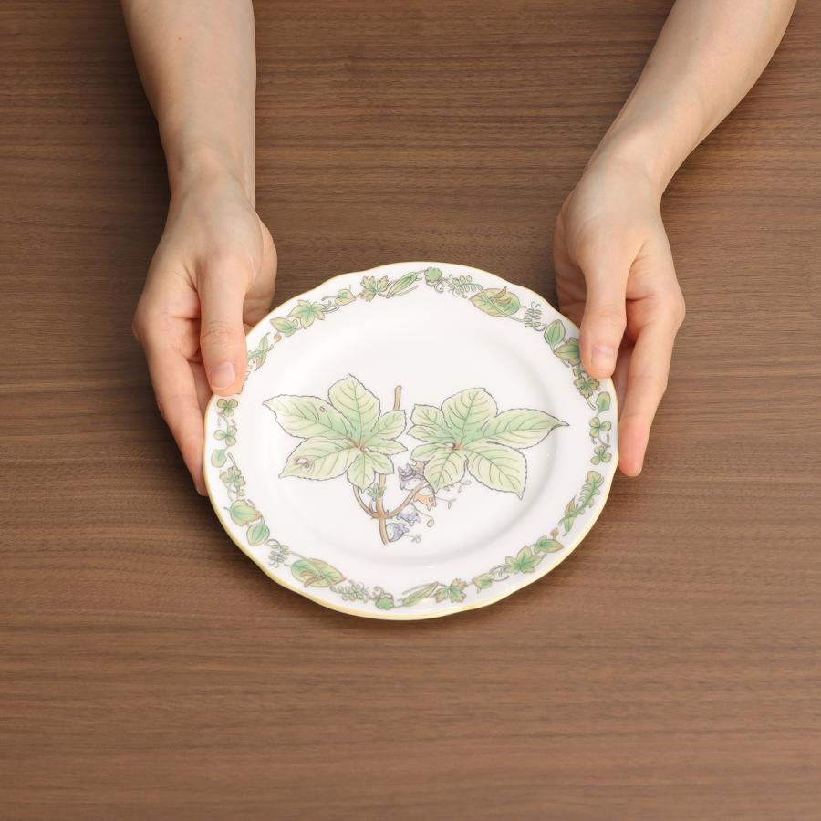 ノリタケ となりのトトロ 17cmプレート(カナムグラ) ( 電子レンジ対応 