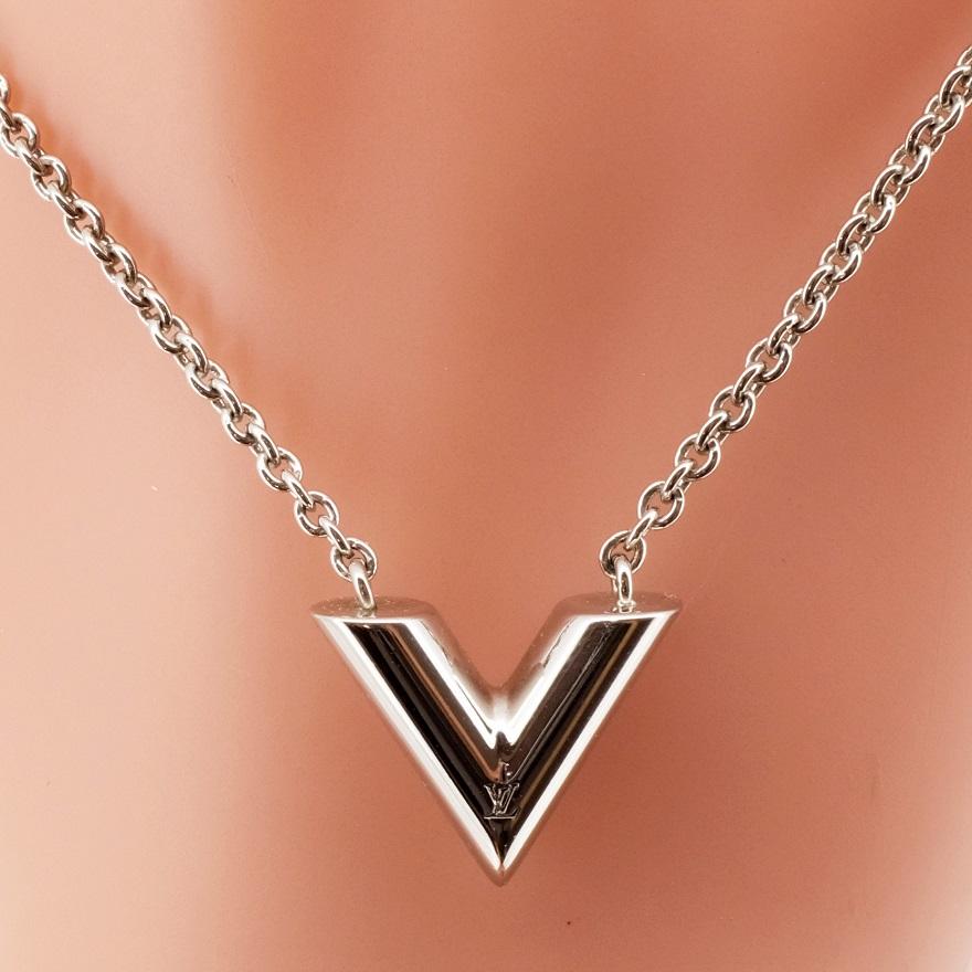 美品】LOUIS VUITTON ルイヴィトン ネックレス・エセンシャル V 