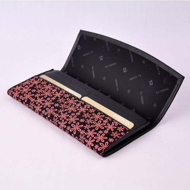 印傳屋（INDEN-YA） 印伝 財布 長財布 印伝屋 束入黒地ピンク漆 雪割草