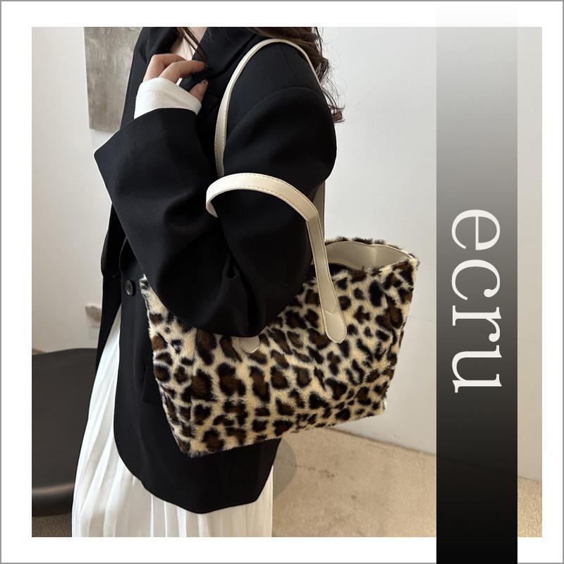 トートバッグ レディース レオパード 大きめ 軽量 フェイクファー ヒョウ柄 ショルダーバッグ 手提げ 通勤 肩掛け |  | 06