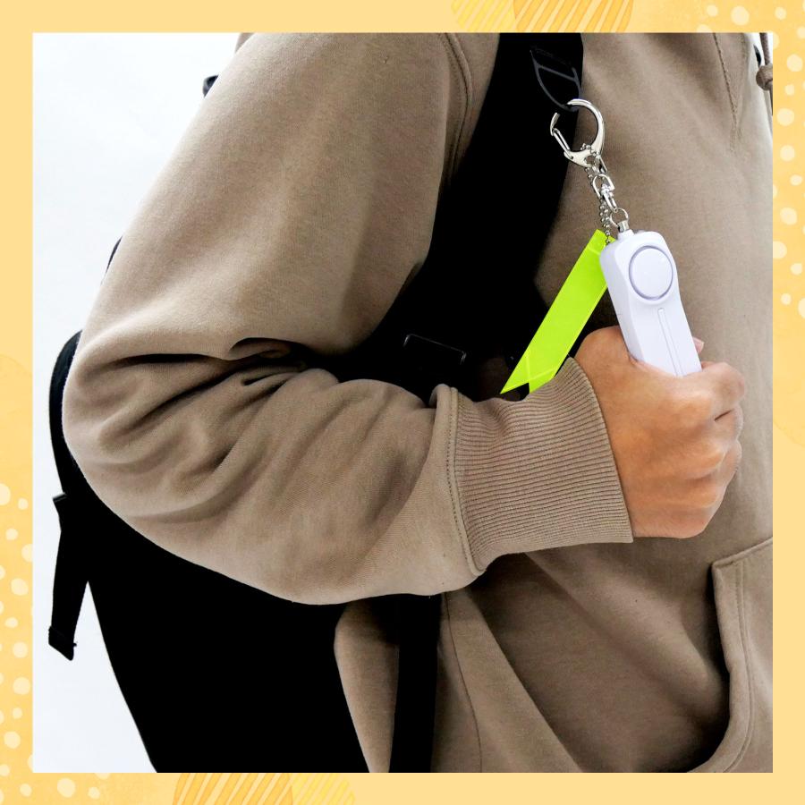 防犯ブザー 大音量 女性 小学 LEDライト 防水 130db 電池付き 反射板 キーホルダー 反射板テープ | ONE STEP | 21