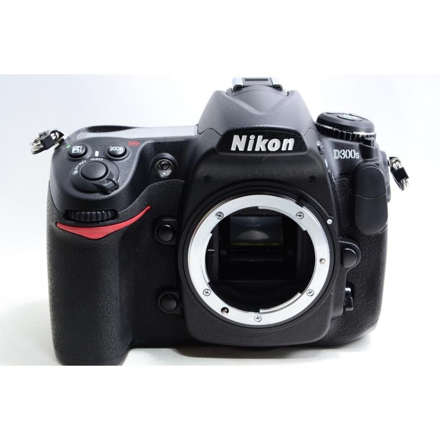 ニコン Nikon D300s ボディ 美品 ストラップ付き <プレゼント