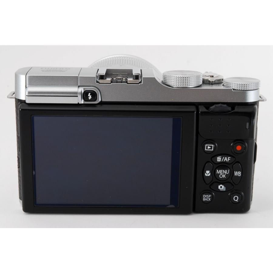 FUJIFILM（フジフイルム） フジフィルム X-A1 レンズキット シルバー