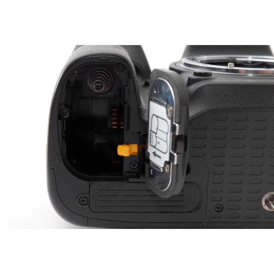 ニコン（Nikon） Nikon D7100 標準&超望遠ダブルズームセット 美品 SD