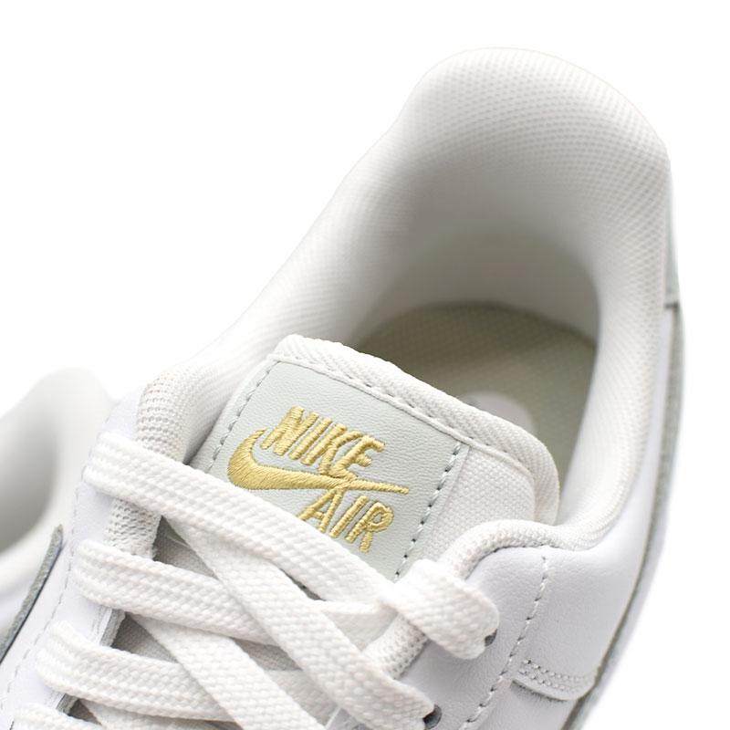 エア フォース 1 NIKE ナイキ WMNS AIR FORCE '07 ESSENTIAL エア フォース 1 NIKE ナイキ WMNS AIR FORCE '07 ESSENTIAL
