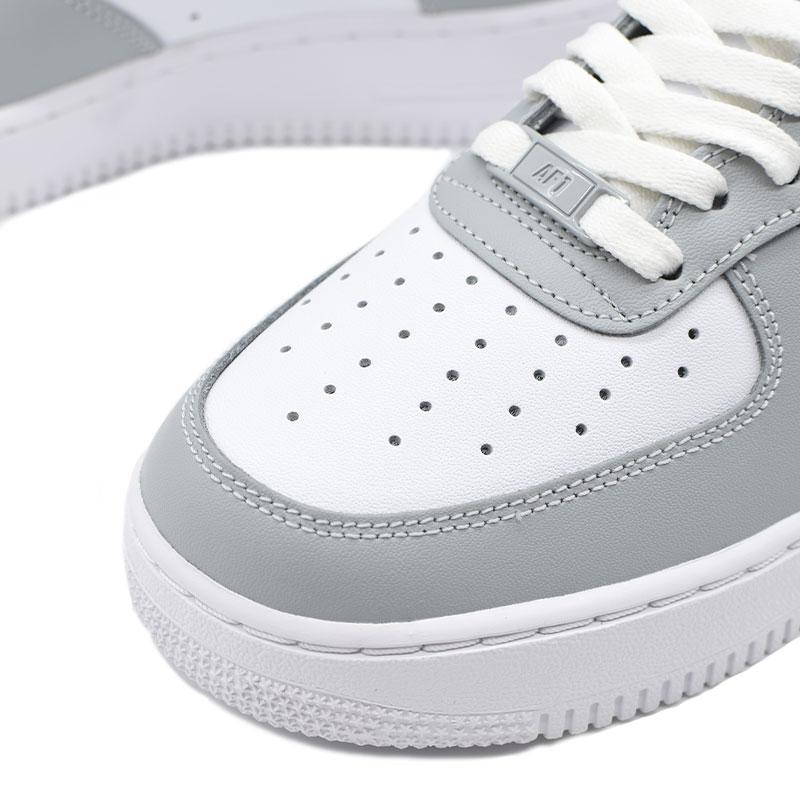 NIKE（ナイキ） 海外限定 AIR FORCE 1 '07 