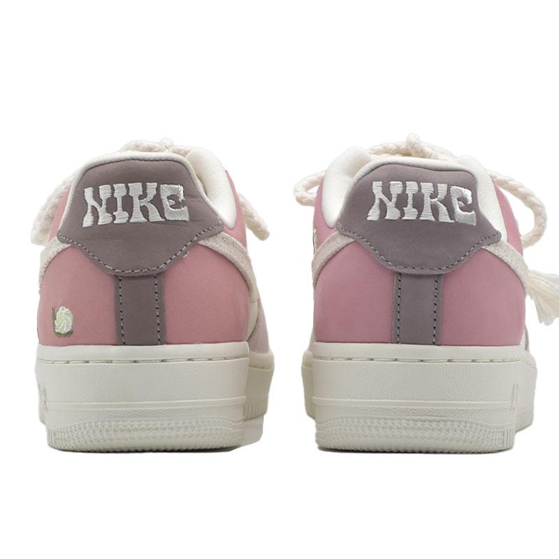 NIKE ナイキ WOMEN'S AIR FORCE 1 LOW " MUSHROOM " レディース エアフォース ワン ロー 可愛い かわいい 履きやすい おしゃれ ホワイト パープル IB8874-111