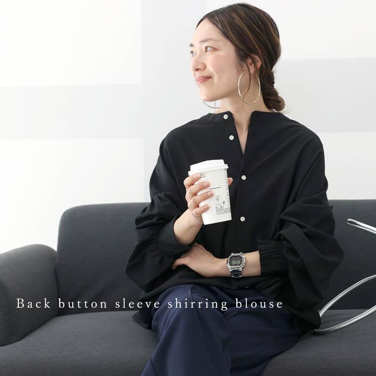 Aletta vita ブラウス 後ろボタン シャーリング バンドカラー Aletta vita ブラウス 後ろボタン シャーリング バンドカラー