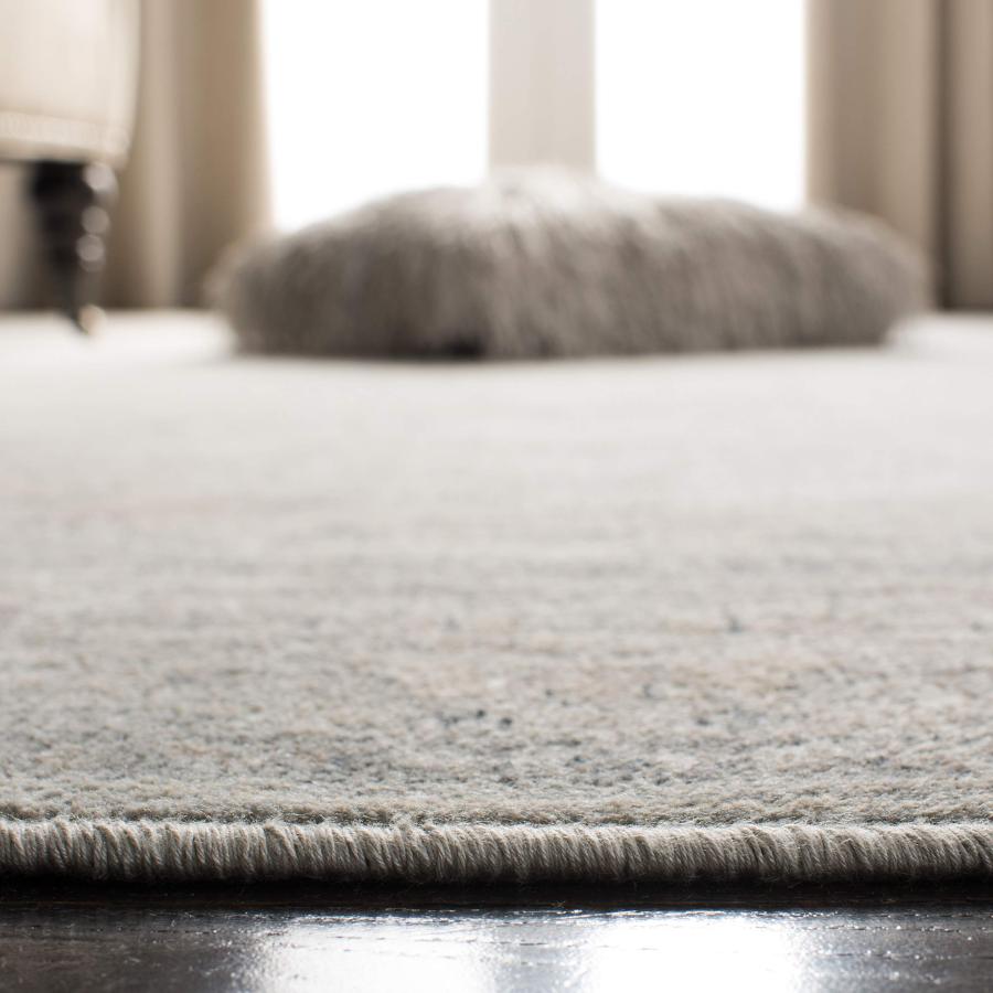 【並行輸入品】 SAFAVIEH Vintage Collection Area Rug 5'3 x 7'6， Light Blue，