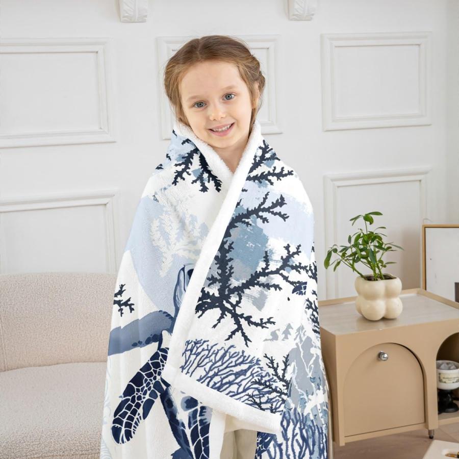 【並行輸入品】タートルシェルパブランケット ホワイト ブルー 海 ハワイアン タートルフリース スローブランケット べっ甲プラッシュブランケット