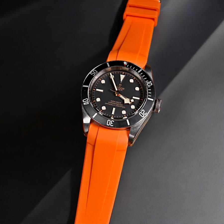 【並行輸入品】一体型カーブエンド FKM ラバーウォッチバンド チューダーブラックベイダイバーウォッチ 41mm/GMT/ヘリテージクロノ 41の画像