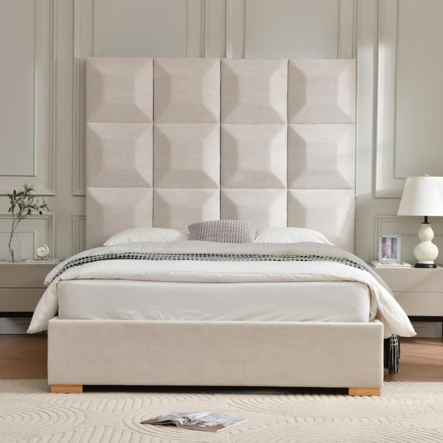 【並行輸入品】 YUHUASHI Queen Size Bed Frame with 71.5 inch high headboard withの画像