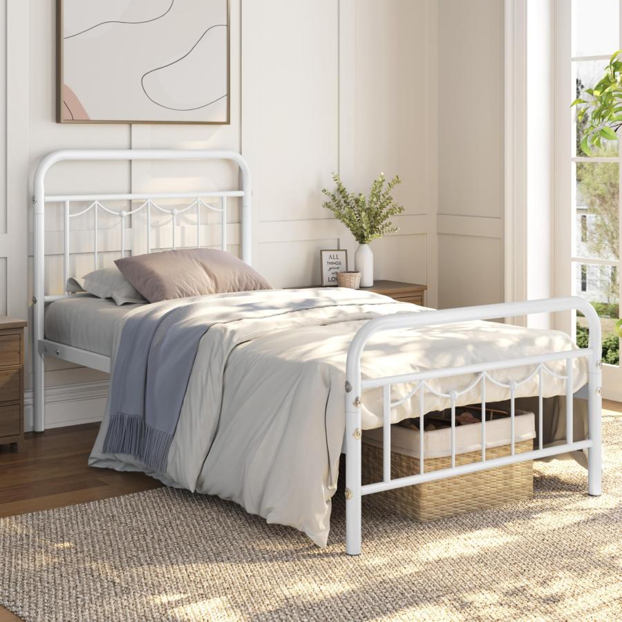 【並行輸入品】 Yaheetech 2pcs Twin Bed Frames Metal Platform Bed with Antique S_6
