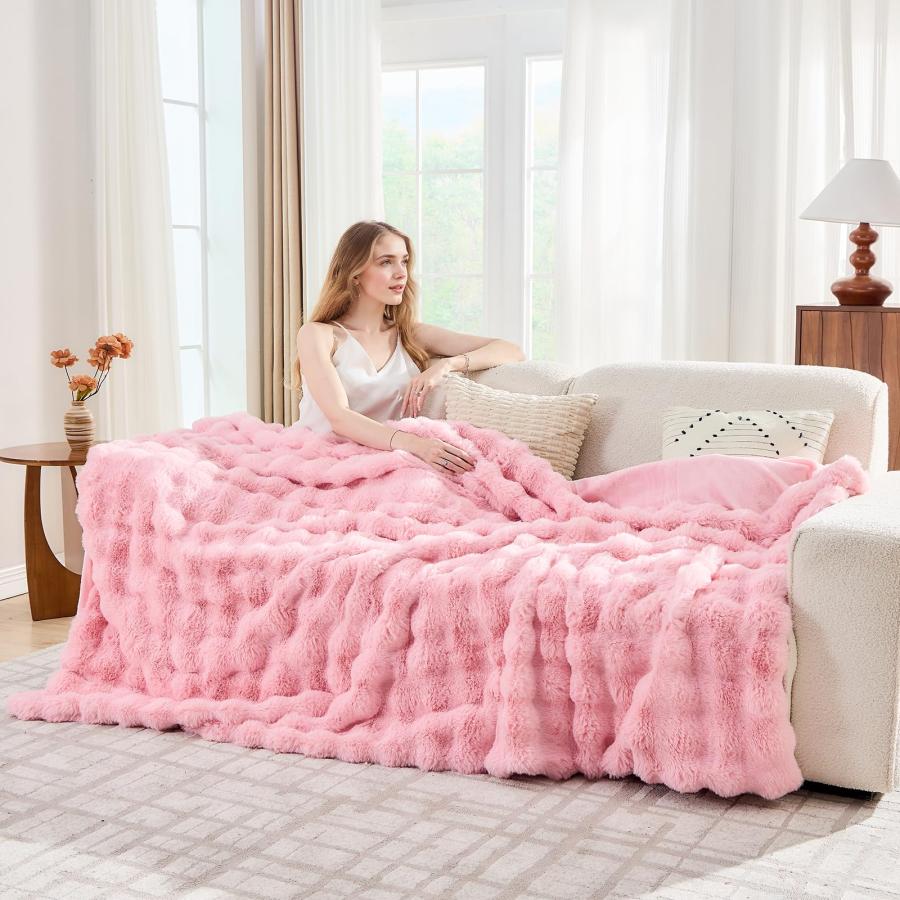 【並行輸入品】 Jeyfull Pink Faux Fur Throw Blanket Soft Plush Fluffy Bubble Tex_6